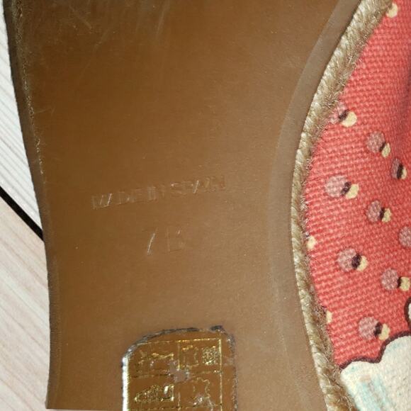 EUC Tory Burch Tropical Floral Print Coral/Sage/Cream Espadrille flats. Size 7. - Picture 8 of 13